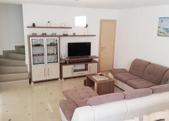 Private Pool Feriehus Banjole