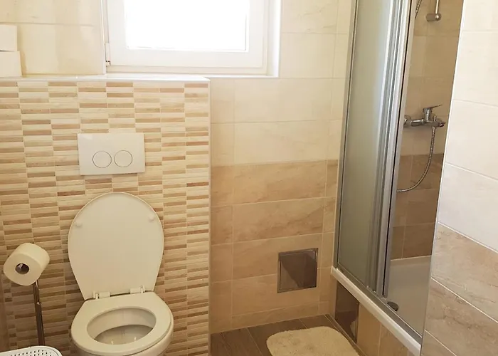 Private Pool Banjole